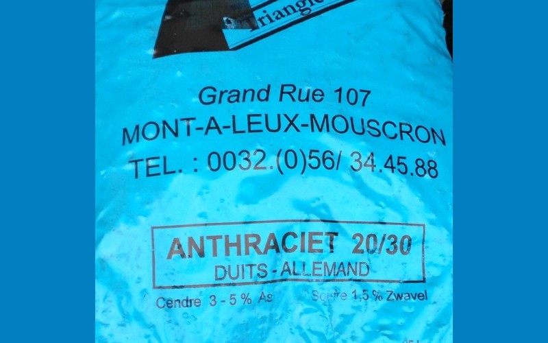 sacs 25 kg Charbon 20/30 Anthracite Allemand (rouge), Charbon sacs,Charbon,20/30,Anthracite,Allemand,(rouge),Prix,PRIX,PALETTE,NOUS,CONSULTER,suspendu,pour,moment,Pour,info, 1,palette,sacs